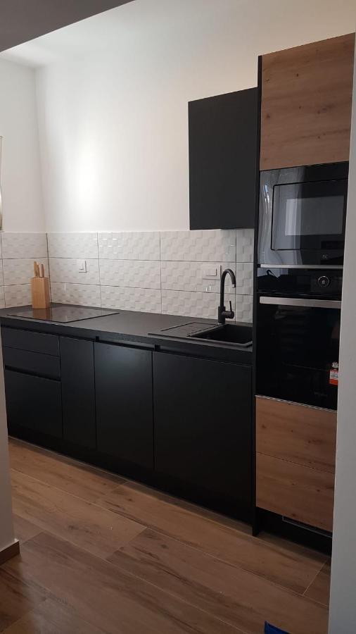 Pina Tourist Apartments Vodice Ngoại thất bức ảnh