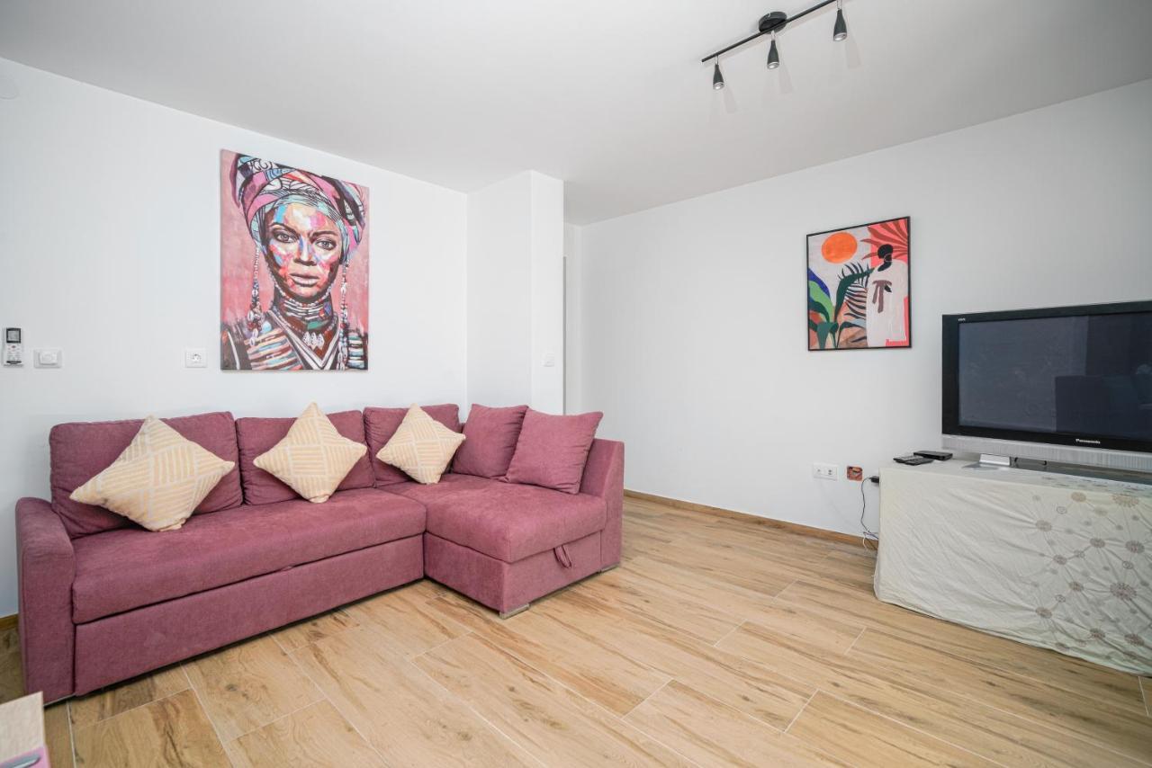 Pina Tourist Apartments Vodice Ngoại thất bức ảnh