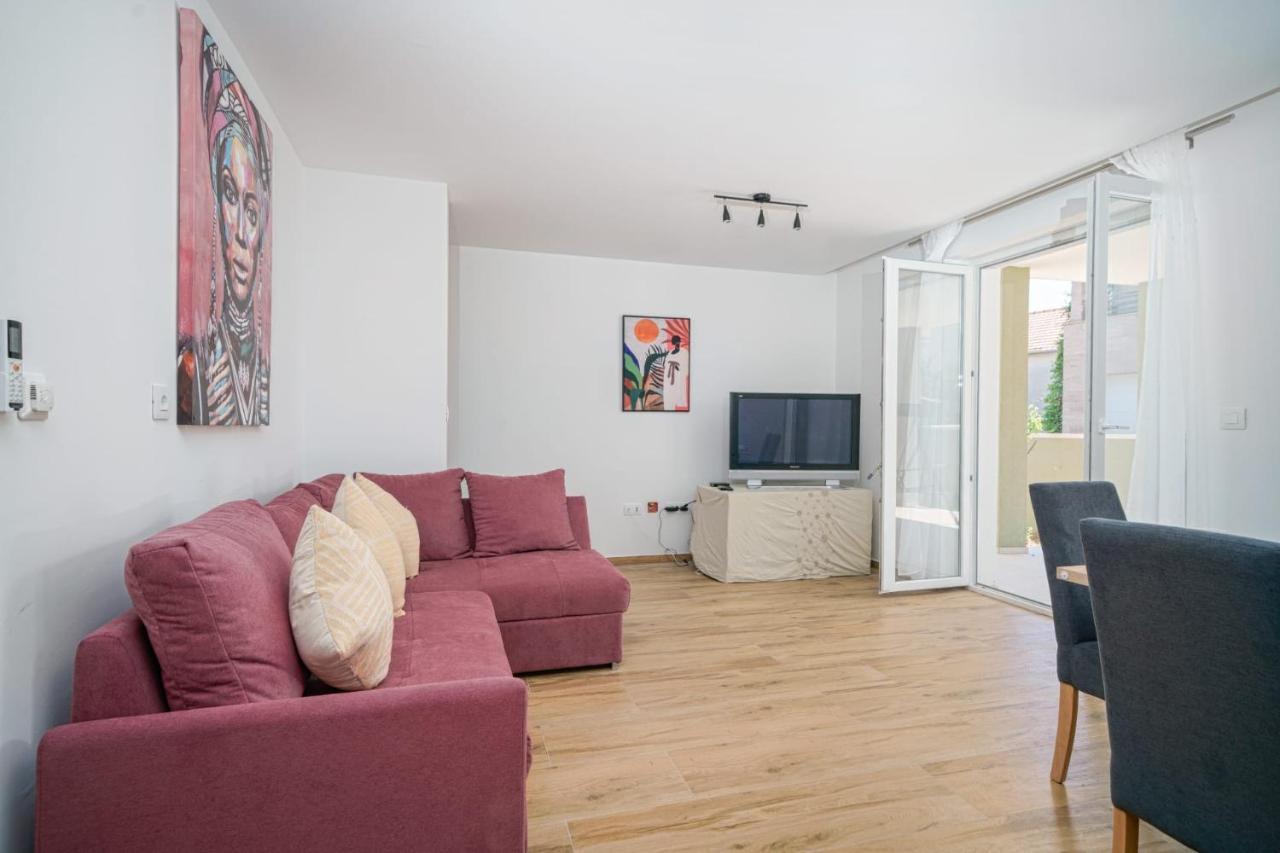Pina Tourist Apartments Vodice Ngoại thất bức ảnh