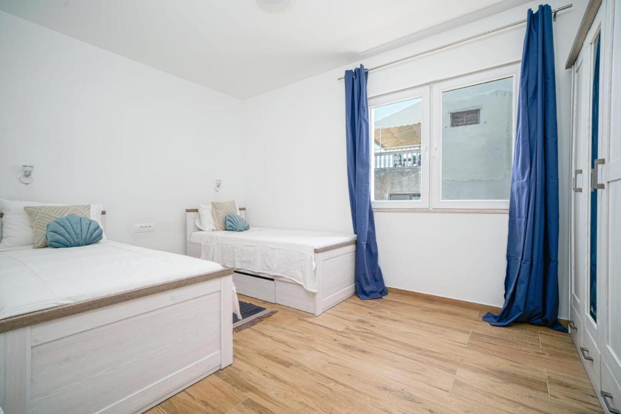 Pina Tourist Apartments Vodice Ngoại thất bức ảnh